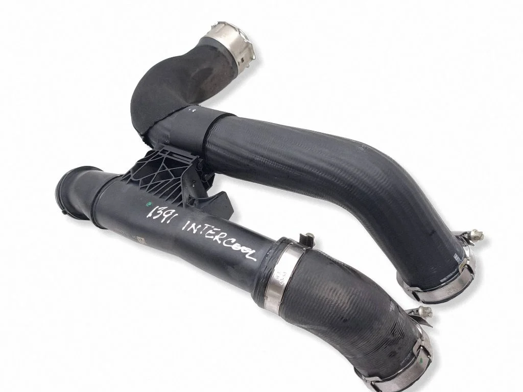 Intercooler hose/pipe 9839329880