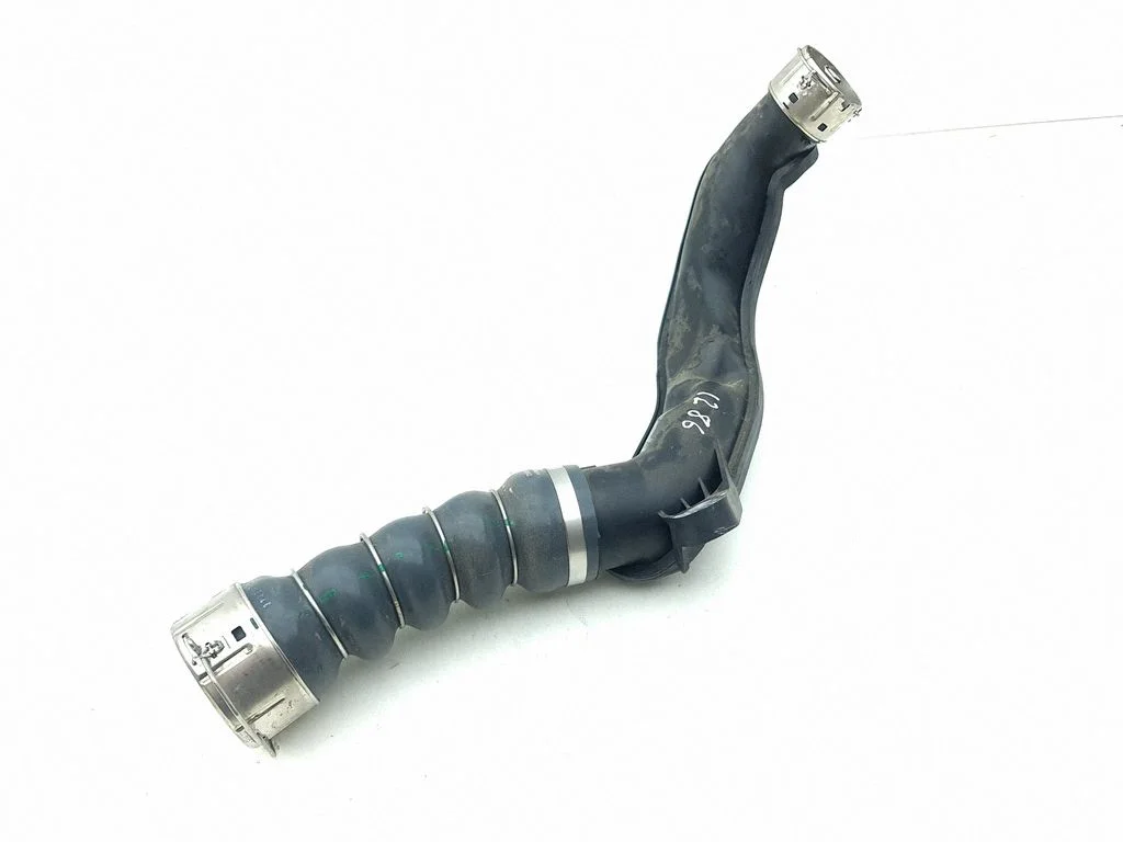 Intercooler hose/pipe