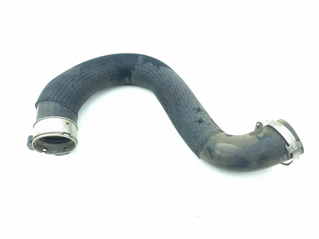 Intercooler hose/pipe