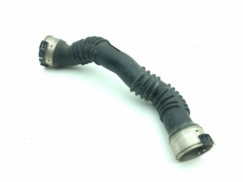 Intercooler hose/pipe 282602M400