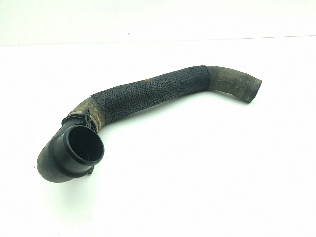 Intercooler hose/pipe C904