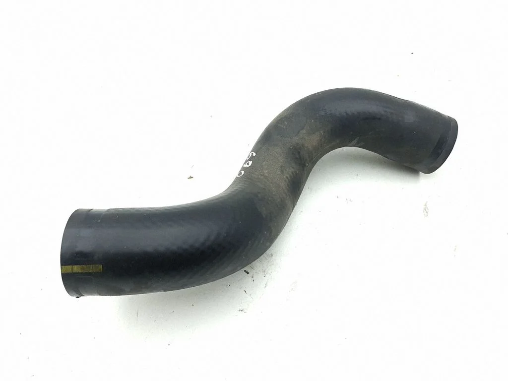 Intercooler hose/pipe