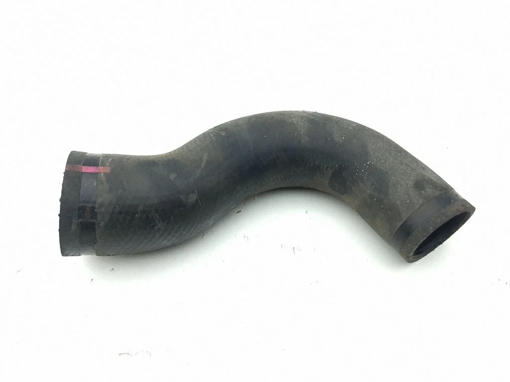 Intercooler hose/pipe