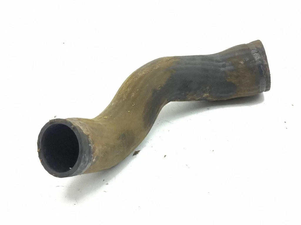 Intercooler hose/pipe