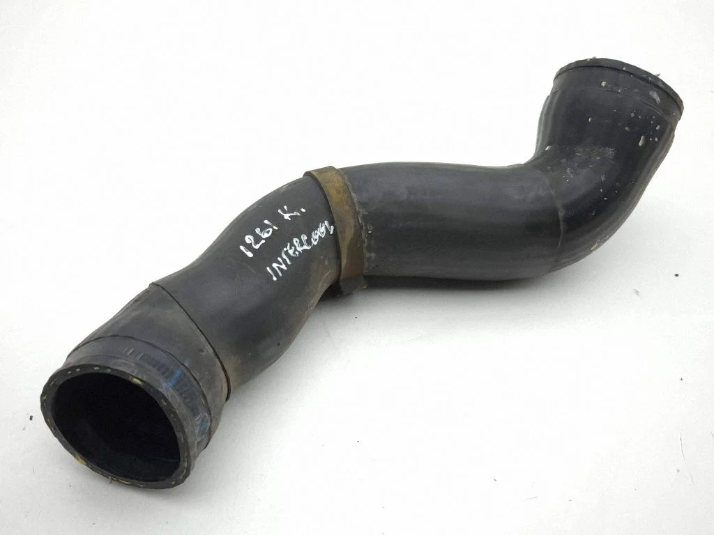 Intercooler hose/pipe 3W0145838F