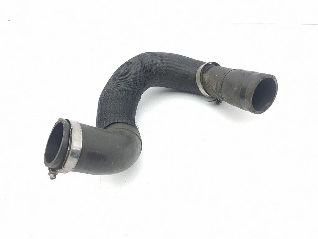 Intercooler hose/pipe