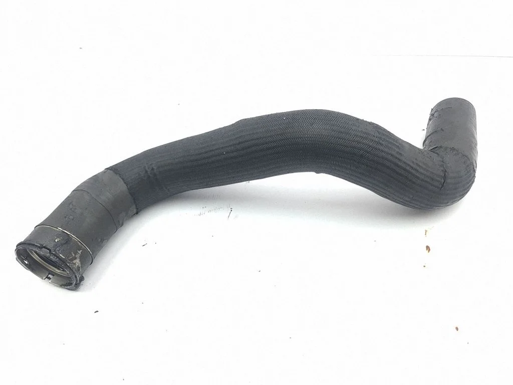Intercooler hose/pipe