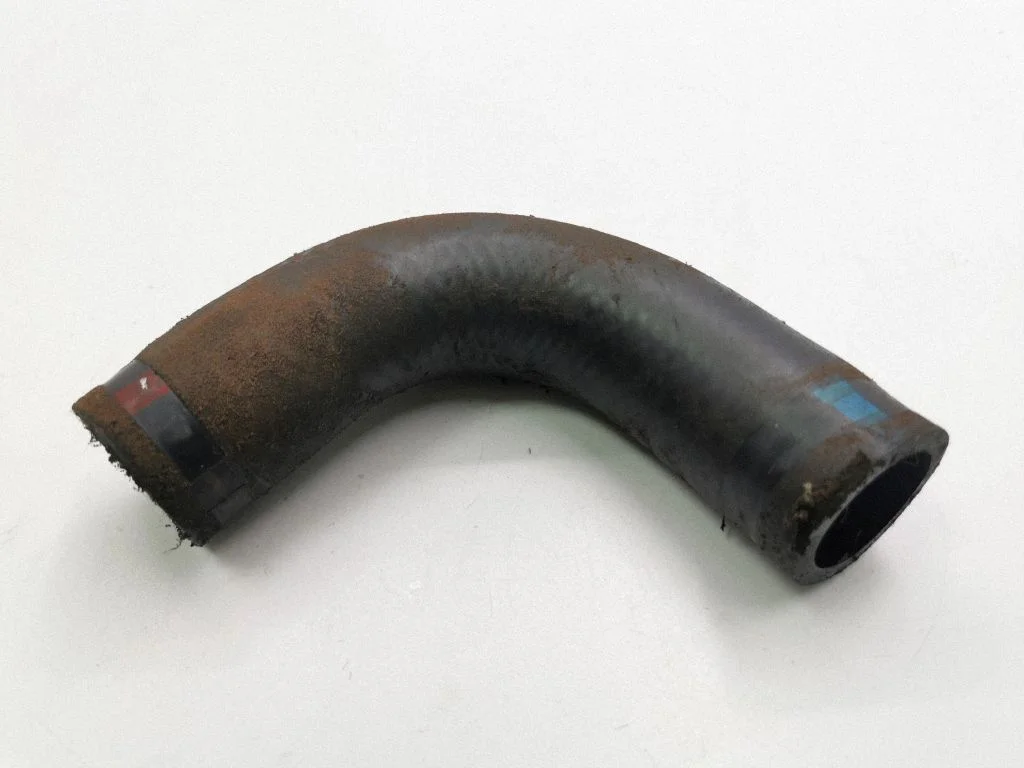 Intercooler hose/pipe