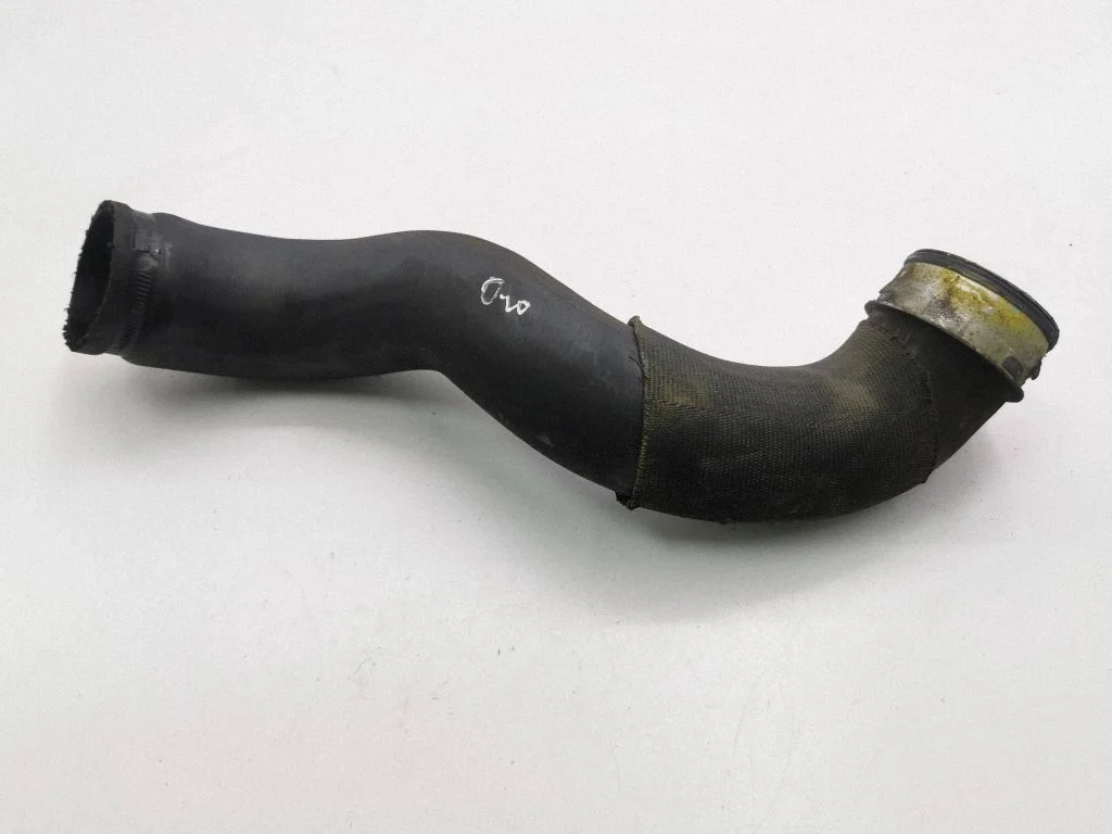 Intercooler hose/pipe