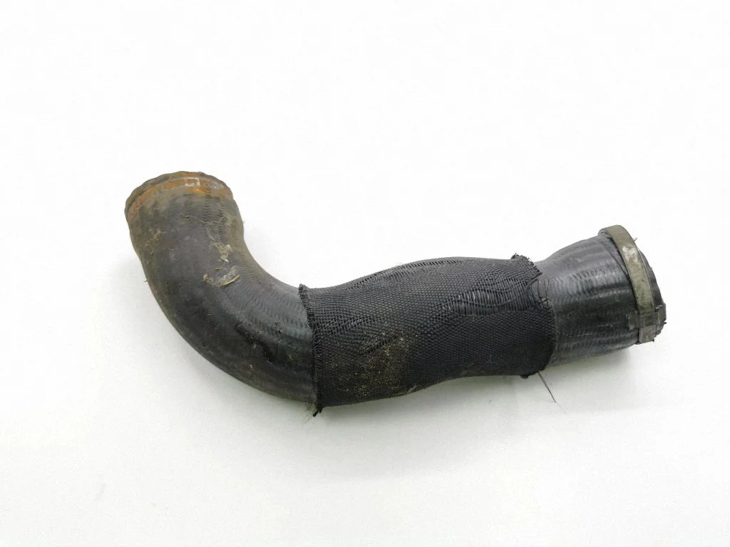 Intercooler hose/pipe