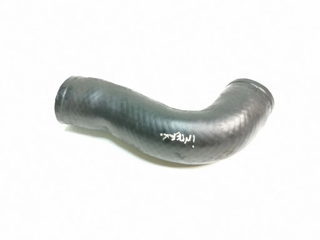 Intercooler hose/pipe