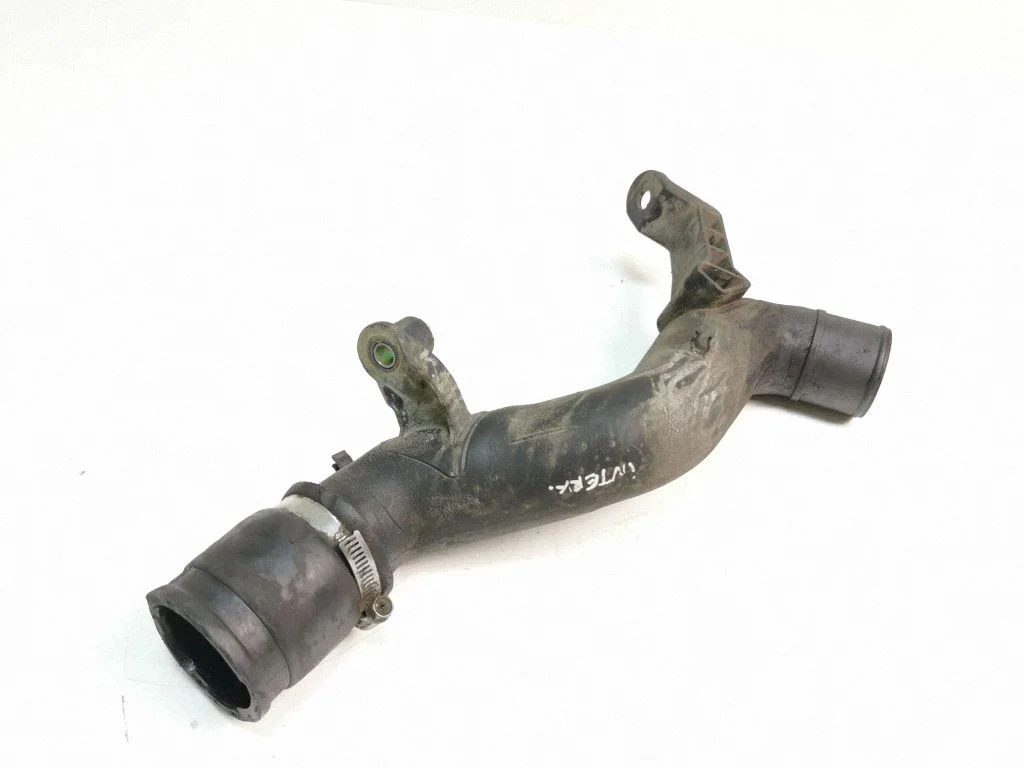 Intercooler hose/pipe