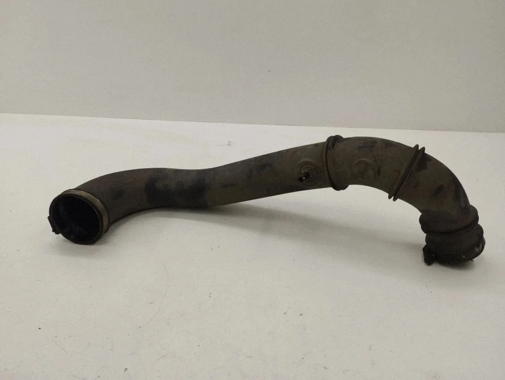 Intercooler hose/pipe
