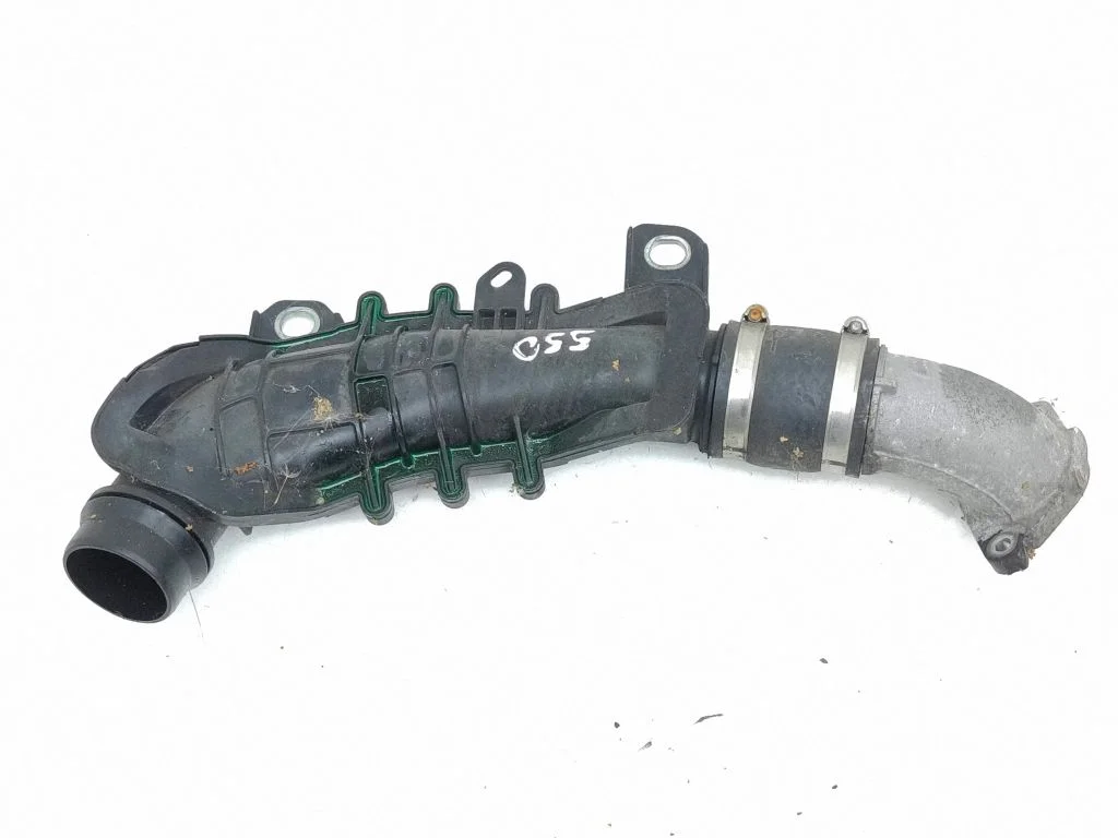 Intercooler hose/pipe