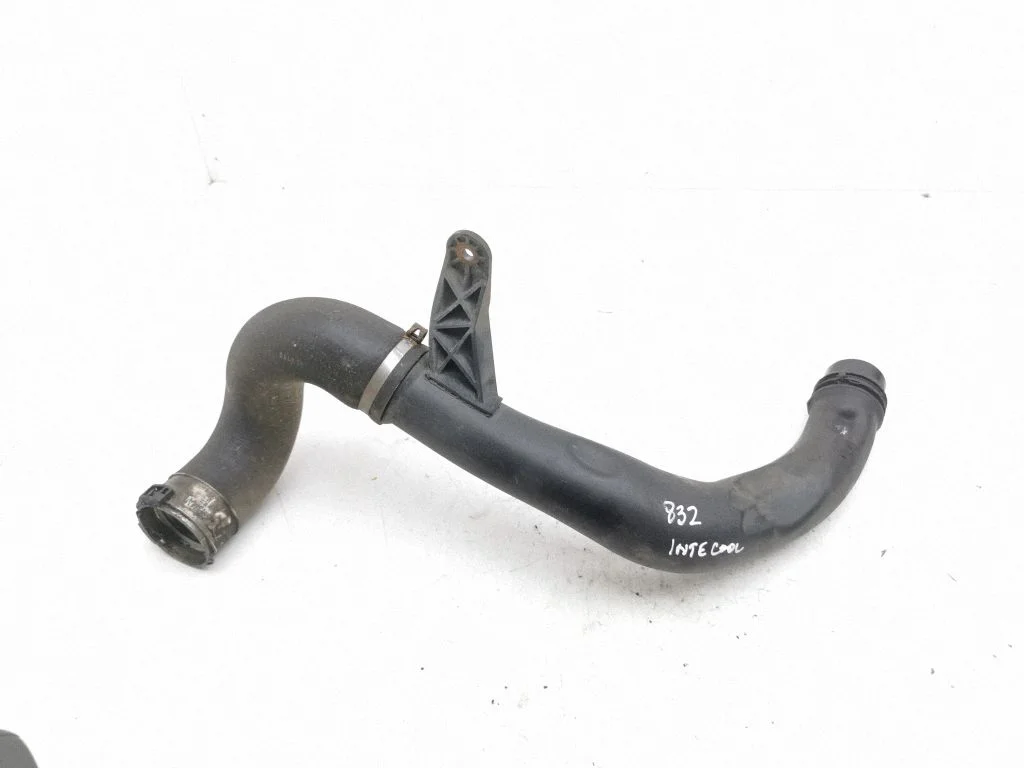 Intercooler hose/pipe