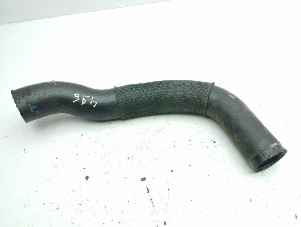 Intercooler hose/pipe