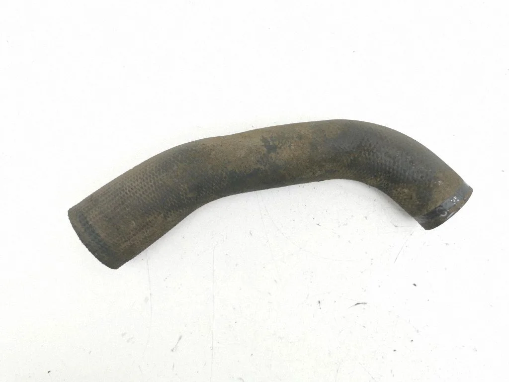 Intercooler hose/pipe
