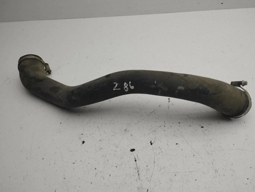 Intercooler hose/pipe