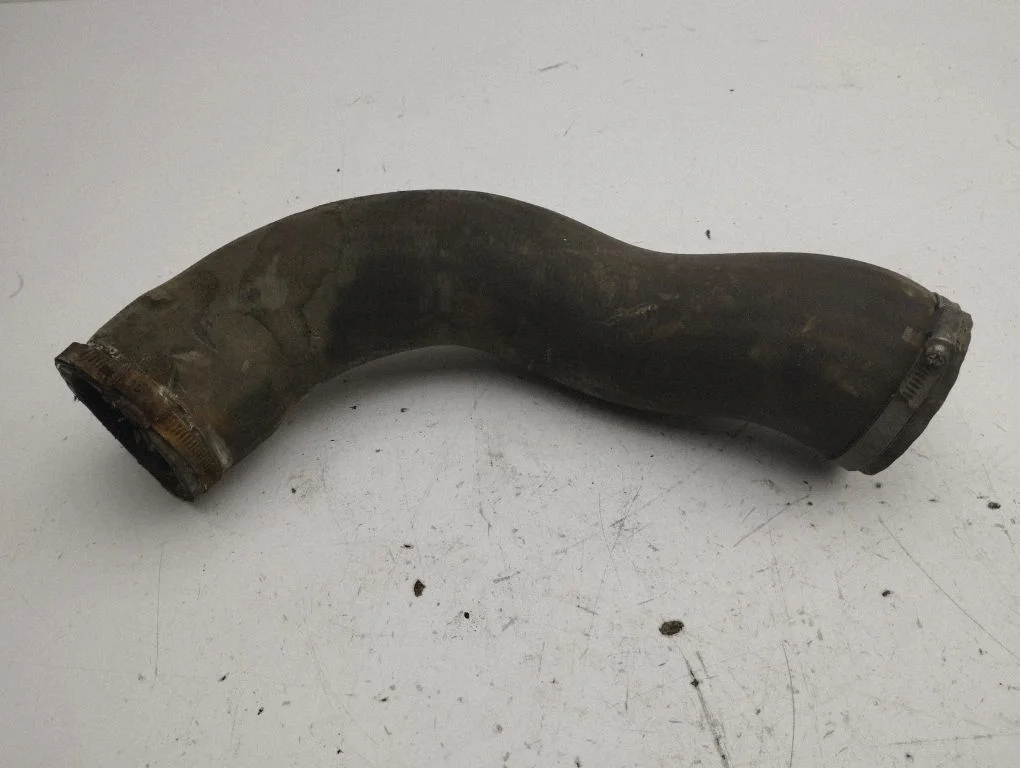 Intercooler hose/pipe