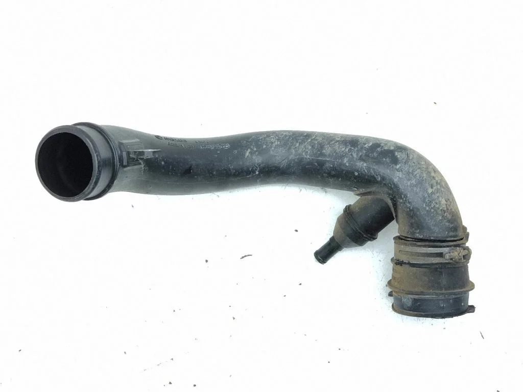 Intercooler hose/pipe R2AX13231