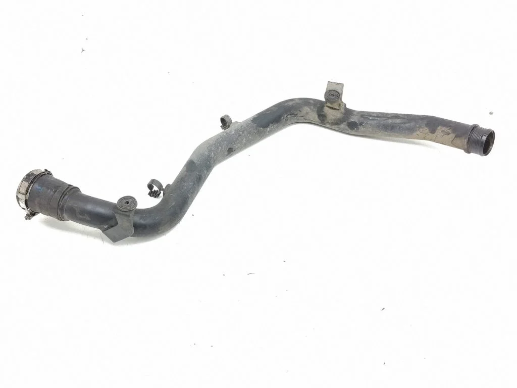 Vahejahuti voolik (-ud)/ toru (-d) 7L6145795S