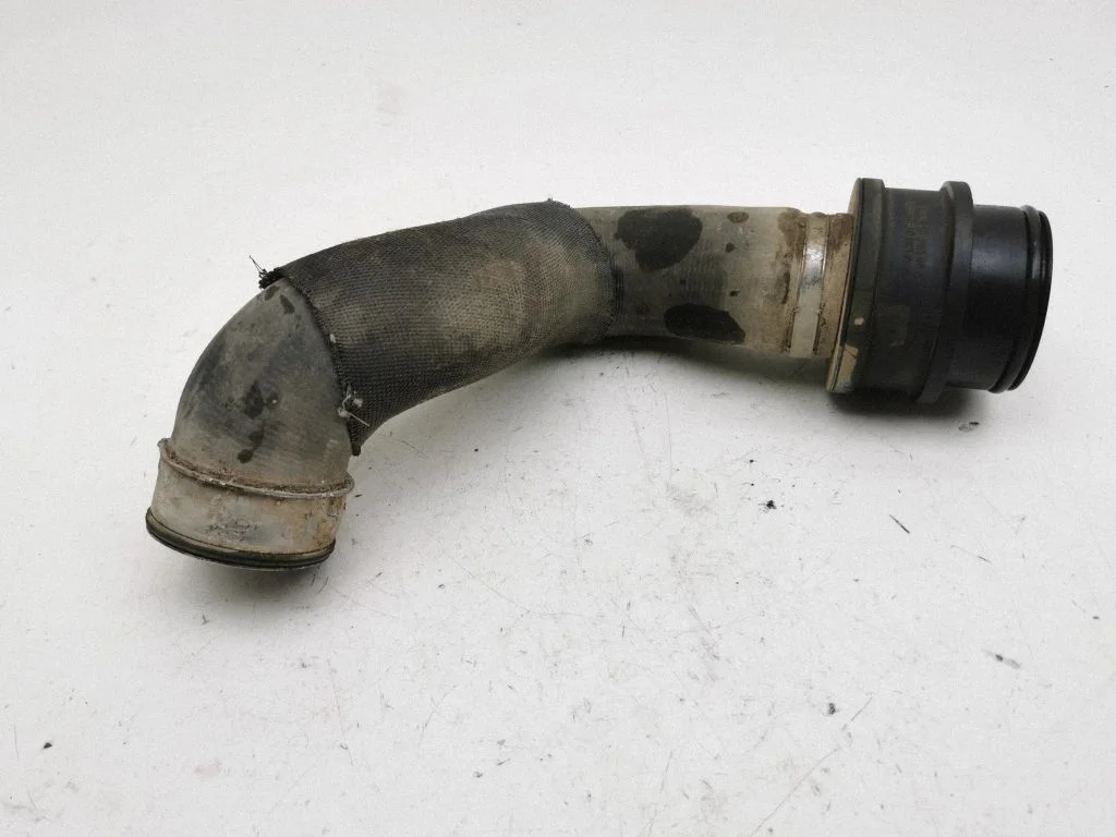 Intercooler hose/pipe A6401400687