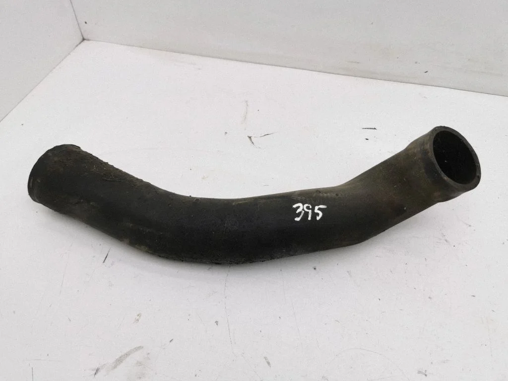 Intercooler hose/pipe