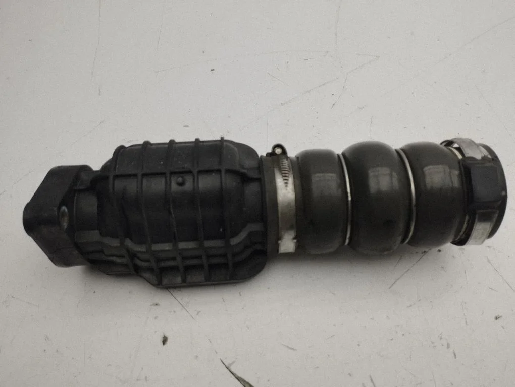 Vahejahuti voolik (-ud)/ toru (-d) – Citroen C4 Grand Picasso (2013-2018)