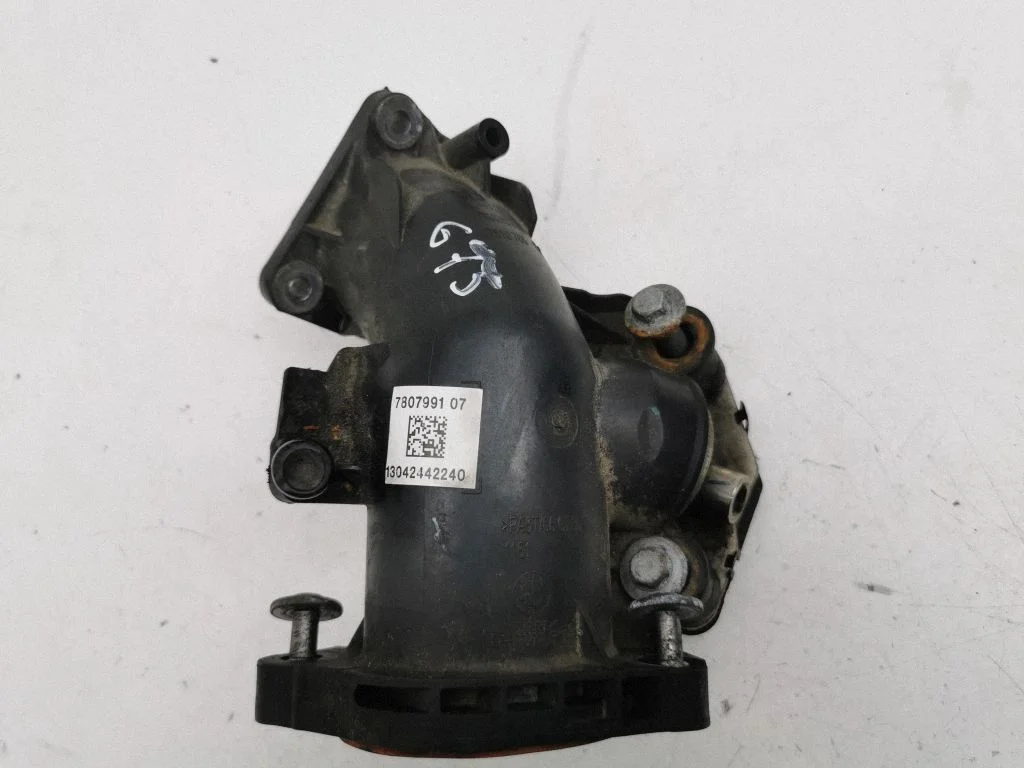 Vahejahuti voolik (-ud)/ toru (-d) 780799107