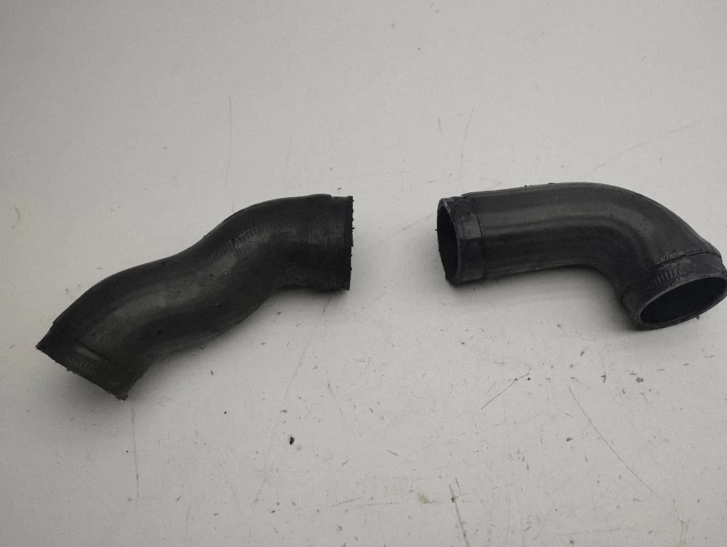 Intercooler hose/pipe