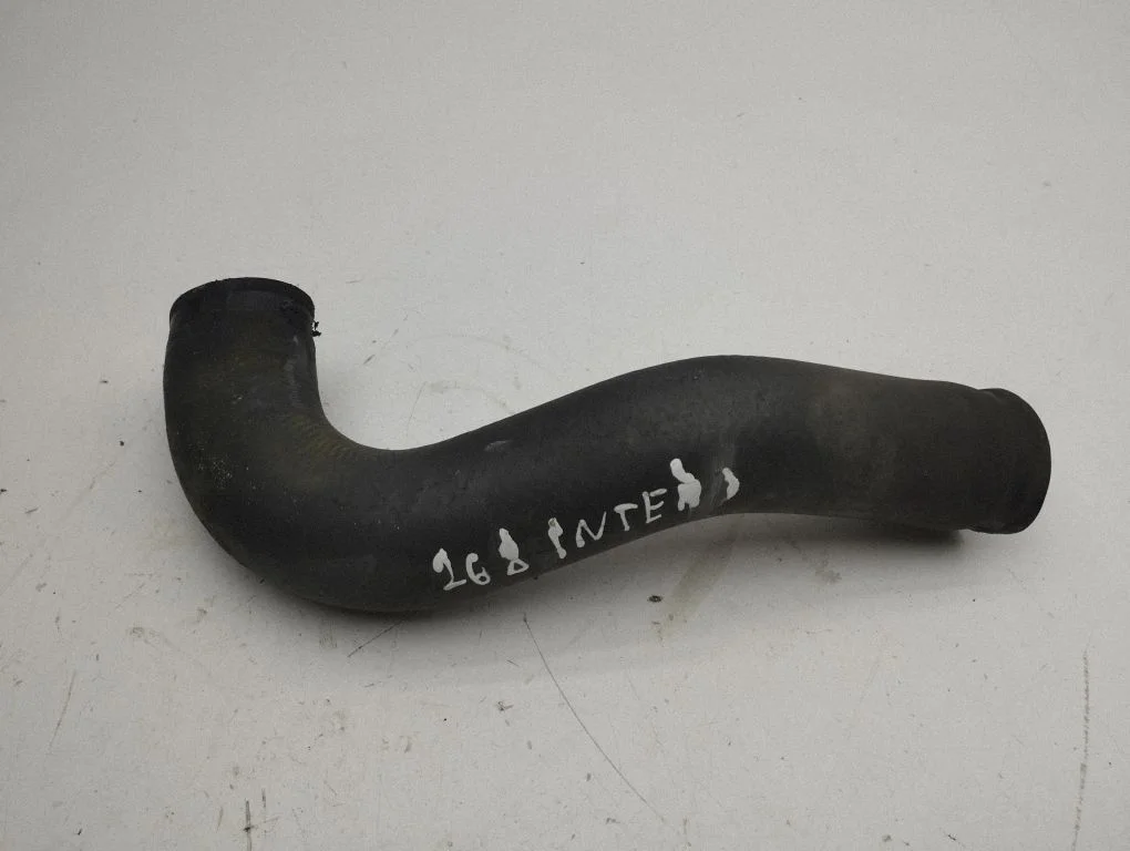 Intercooler hose/pipe
