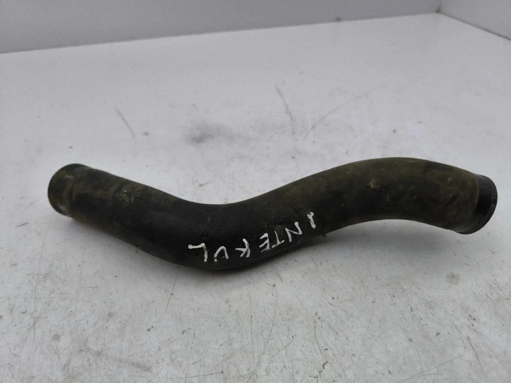 Intercooler hose/pipe