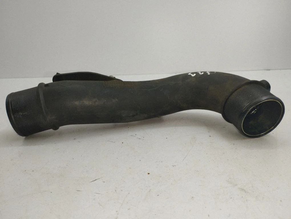 Intercooler hose/pipe 173620R010