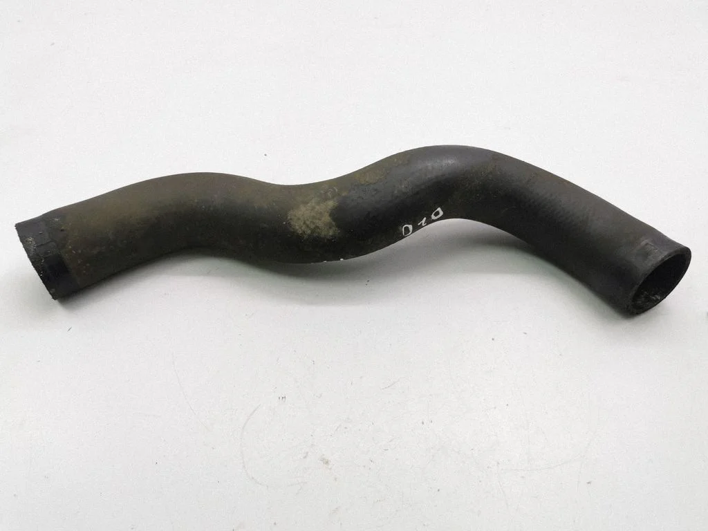 Intercooler hose/pipe