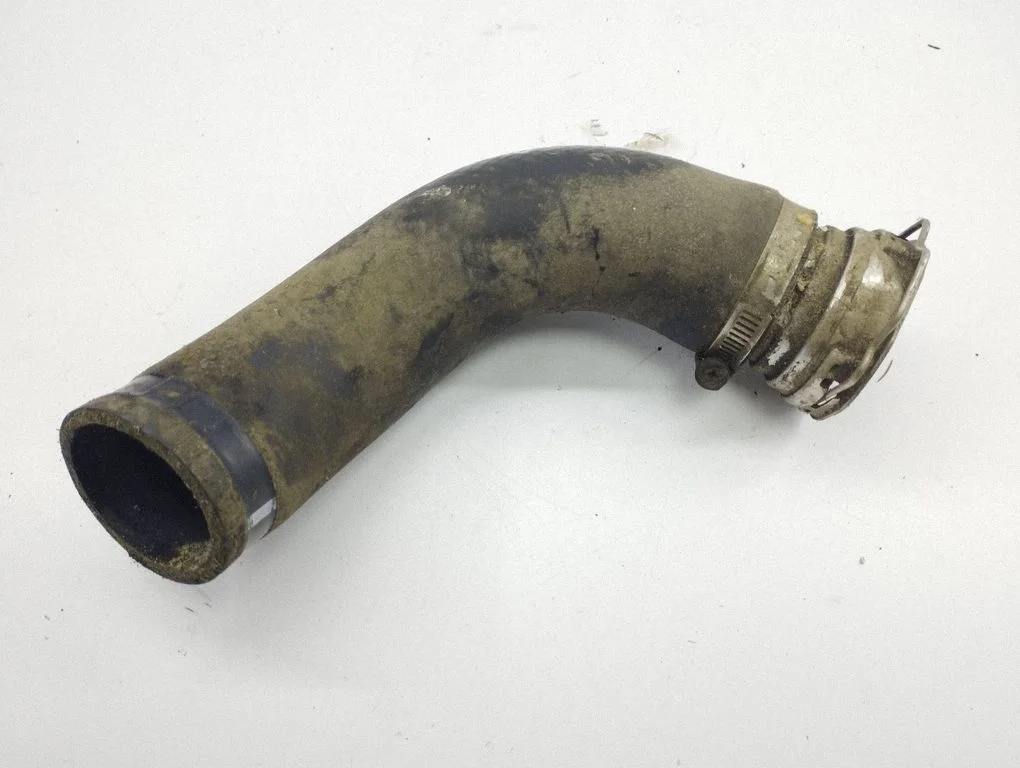 Intercooler hose/pipe