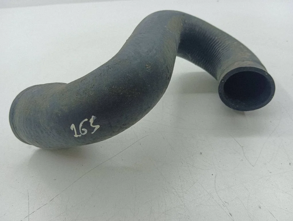 Intercooler hose/pipe