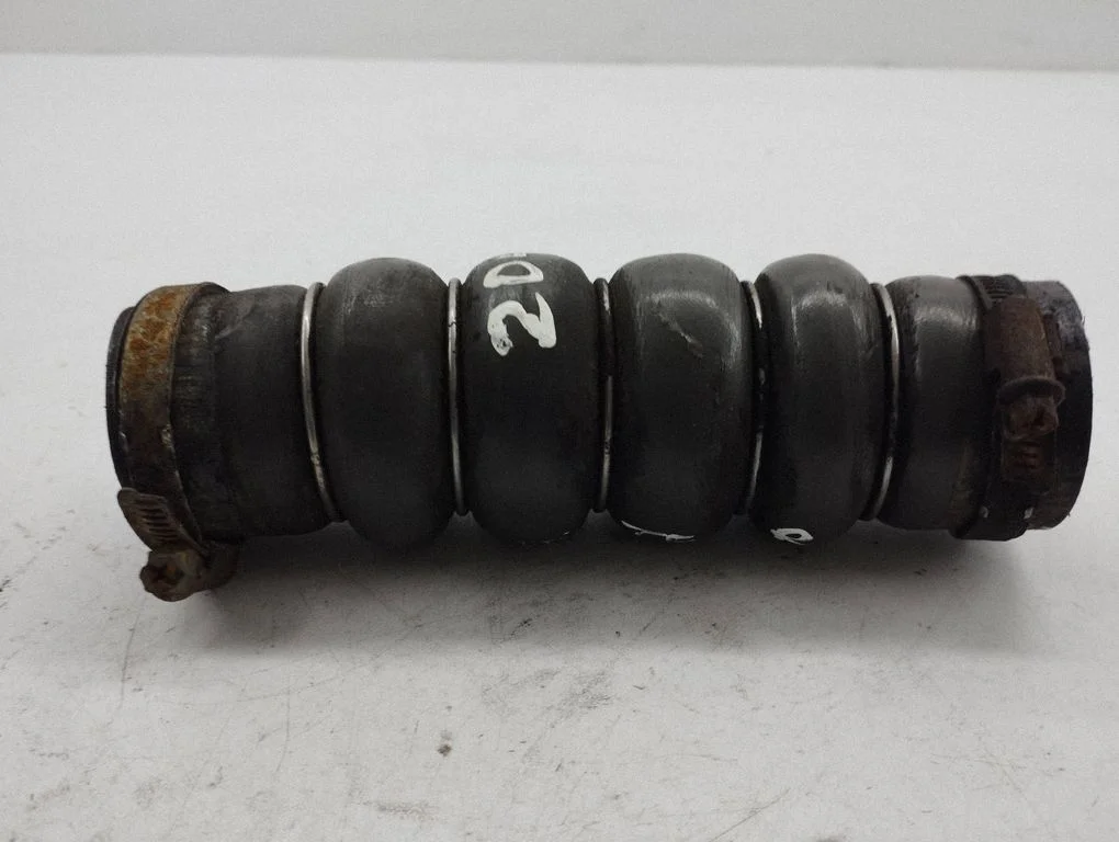 Intercooler hose/pipe