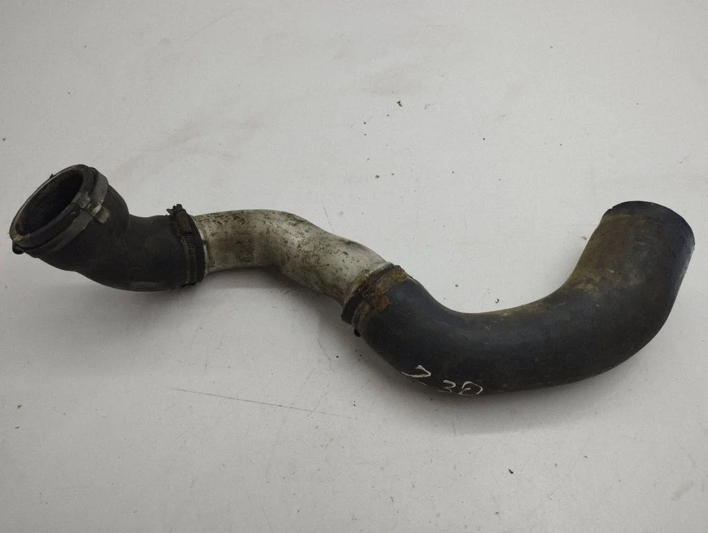 Intercooler hose/pipe 31325041