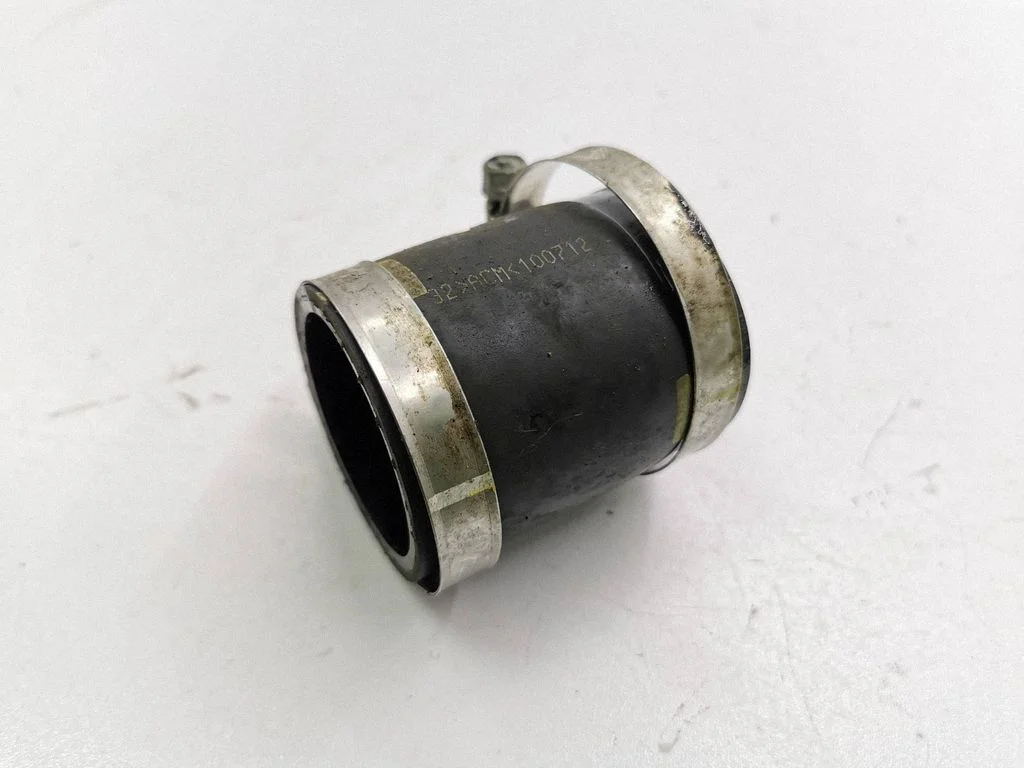 Intercooler hose/pipe