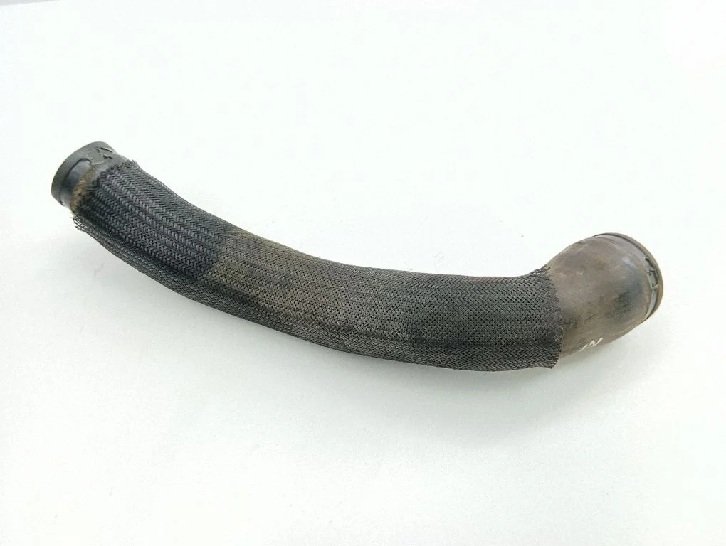 Intercooler hose/pipe