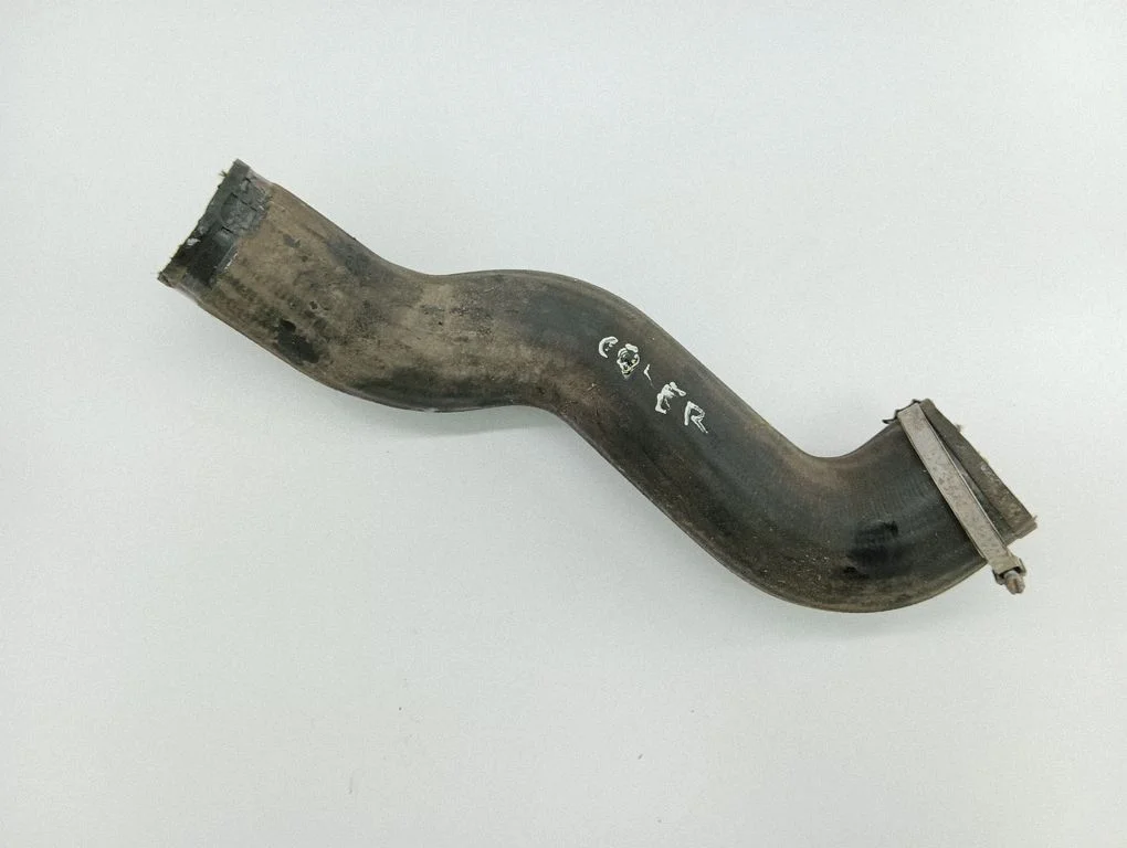Intercooler hose/pipe