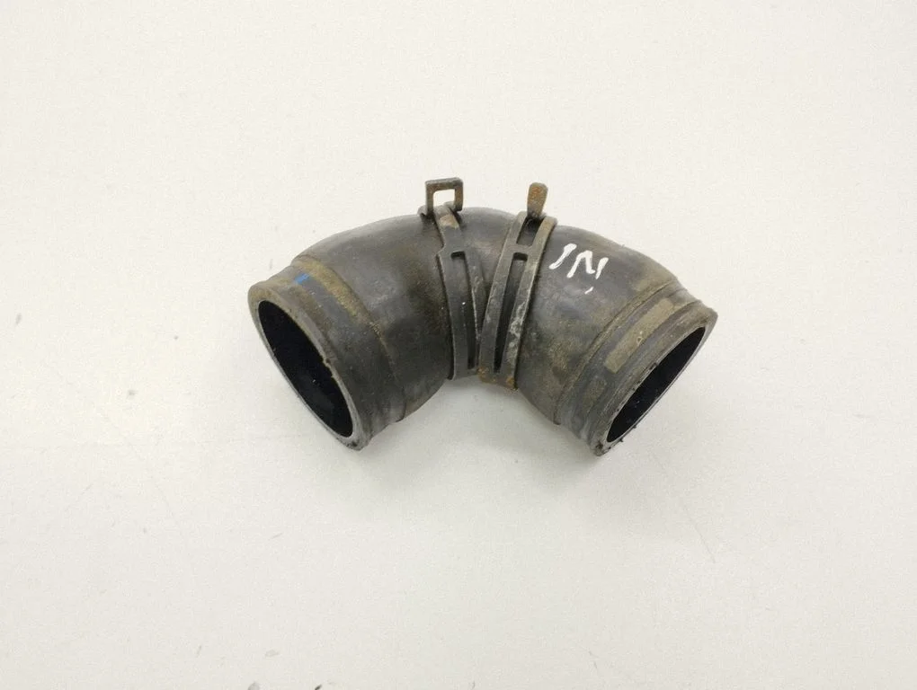 Intercooler hose/pipe