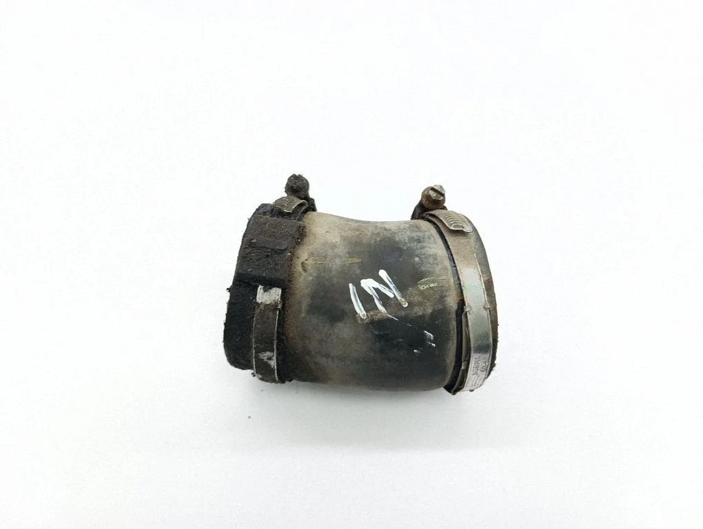 Intercooler hose/pipe