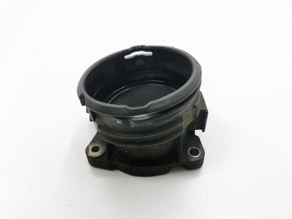 Vahejahuti voolik (-ud)/ toru (-d) A6420900144