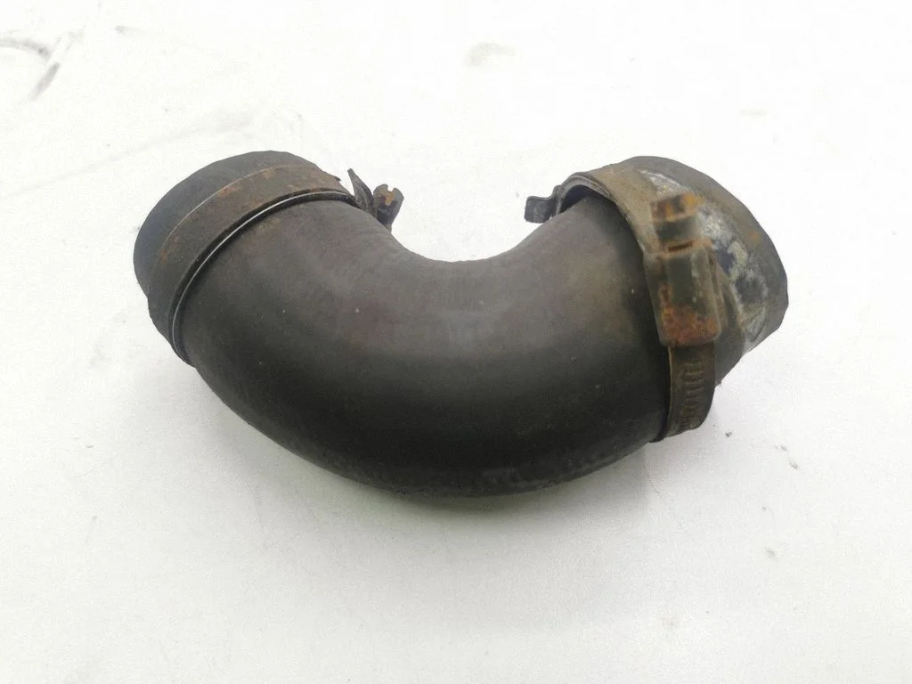 Intercooler hose/pipe