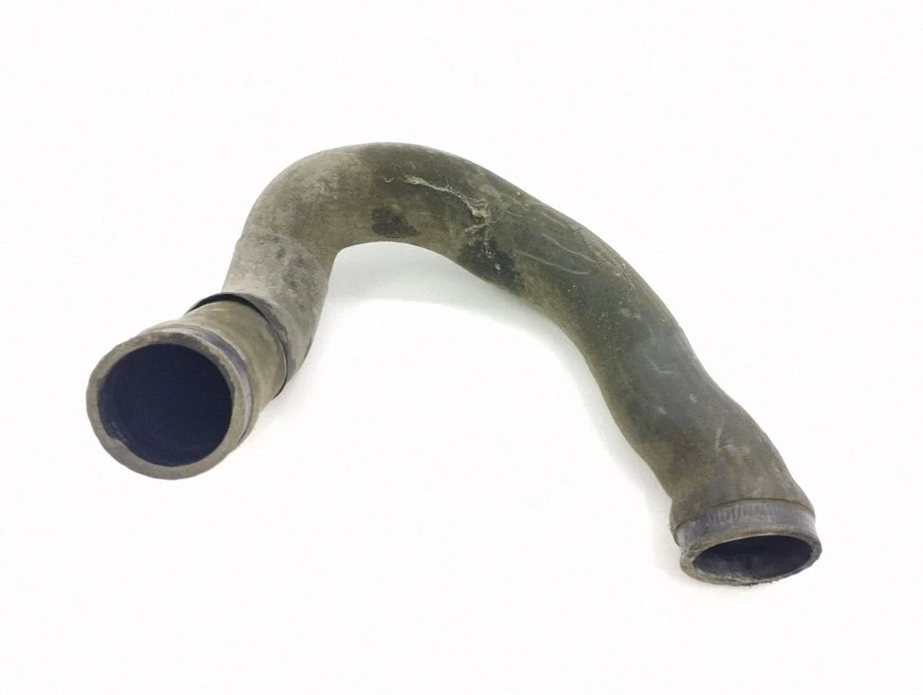 Intercooler hose/pipe