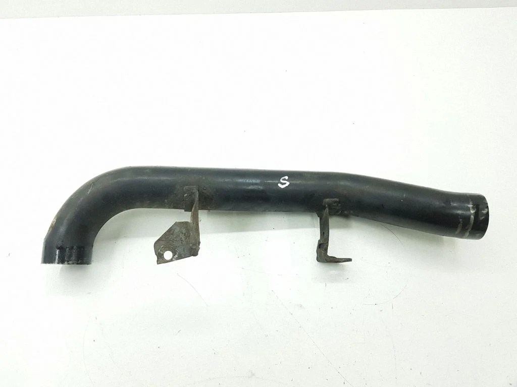 Intercooler hose/pipe