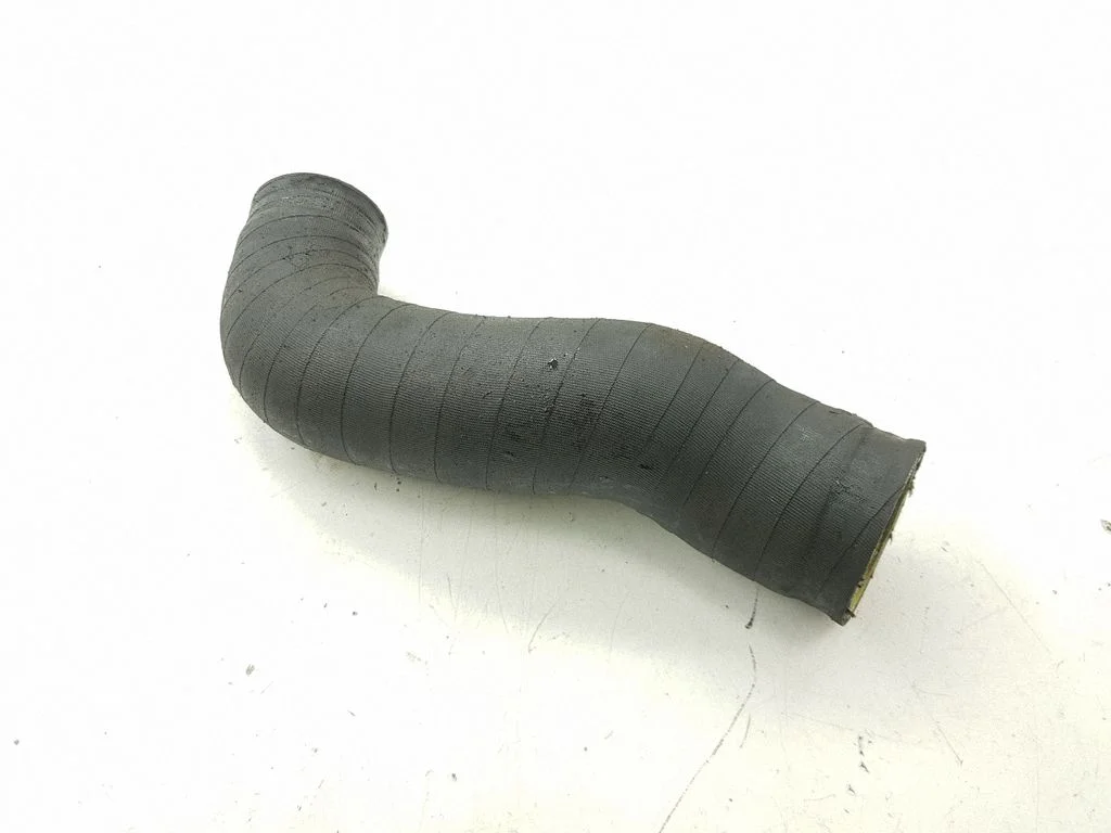 Intercooler hose/pipe