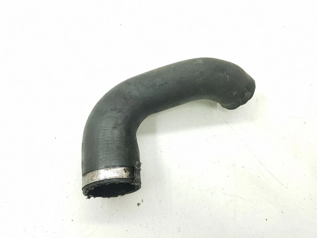 Intercooler hose/pipe