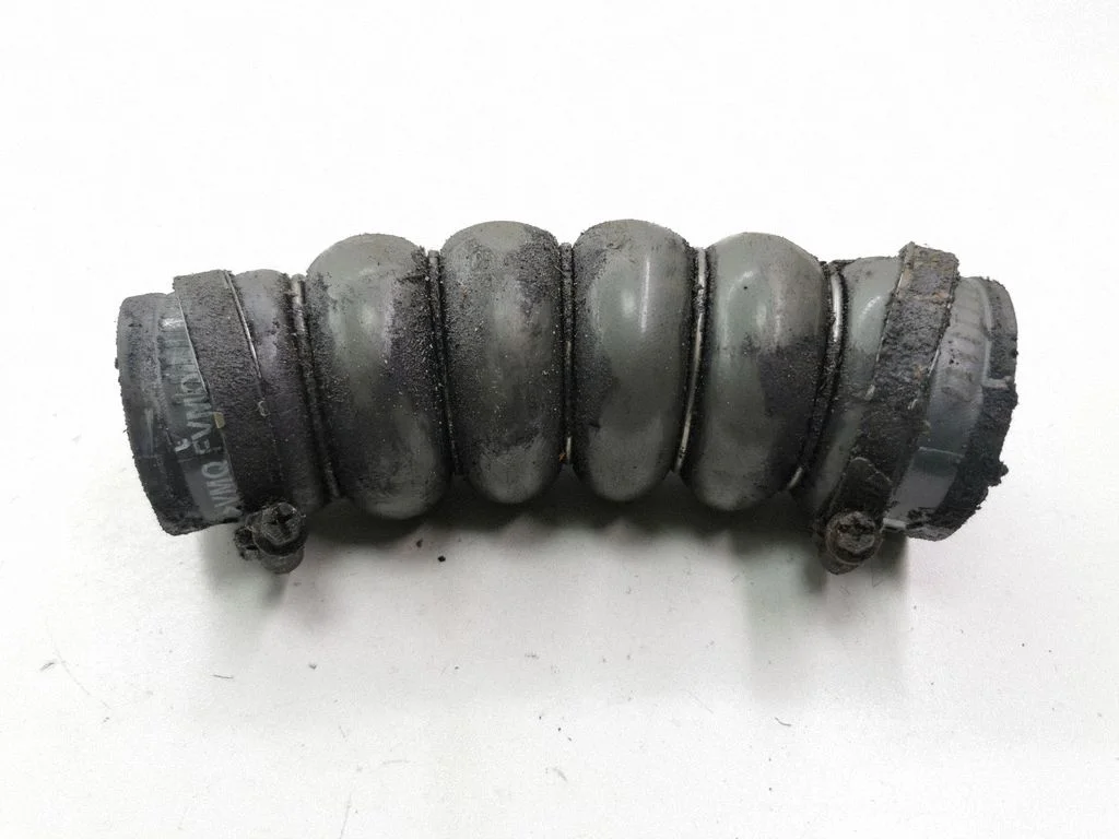 Intercooler hose/pipe